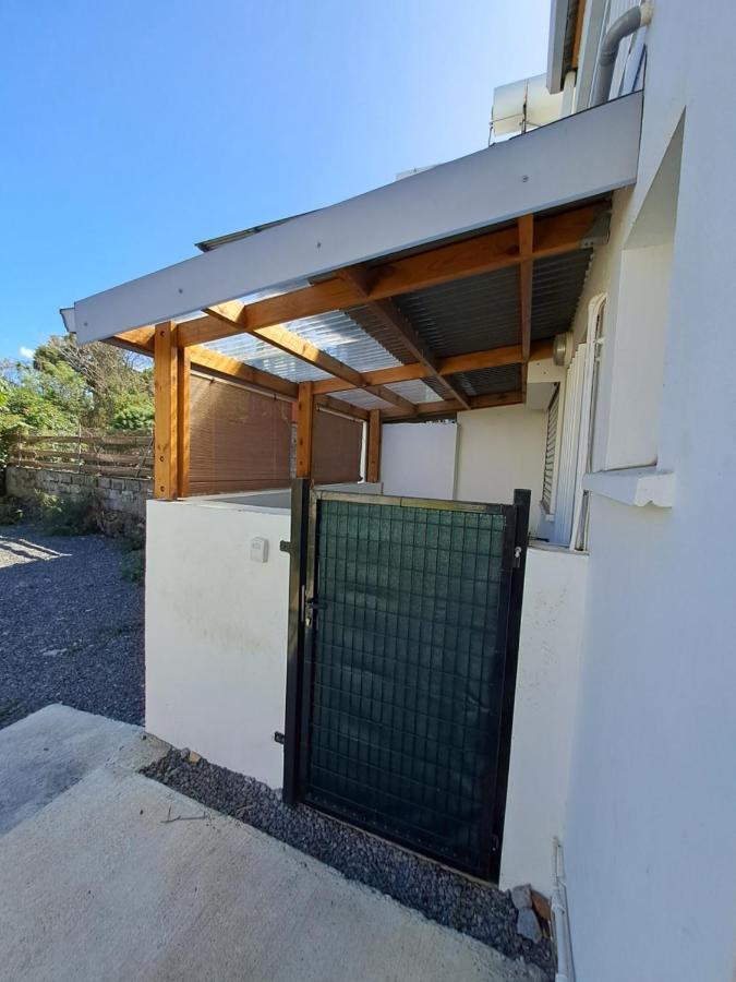 Logement Cosy T2, Centre Ville De Saint-Pierre מראה חיצוני תמונה