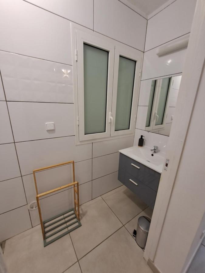 Logement Cosy T2, Centre Ville De Saint-Pierre מראה חיצוני תמונה