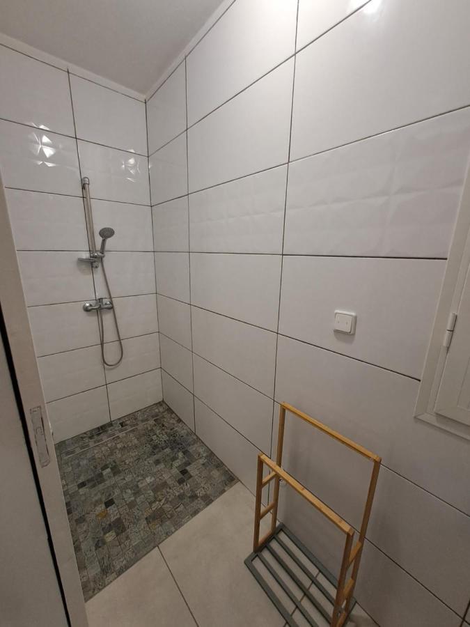Logement Cosy T2, Centre Ville De Saint-Pierre מראה חיצוני תמונה